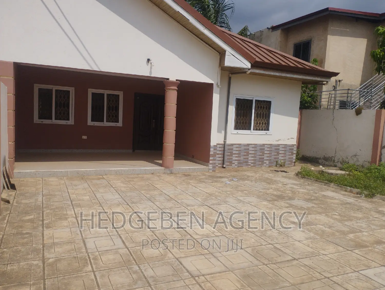 2bdrm House in Oyarifa for sale