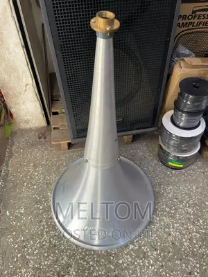 Maxx-on Trumpet Horn Speaker (20inches)
