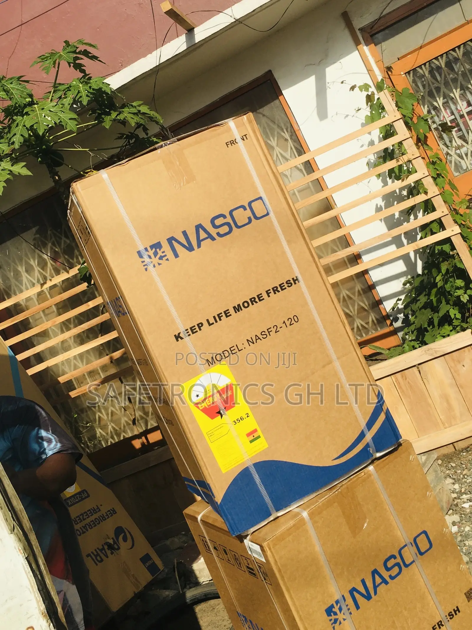 Topfreezer Nasco Nasf2-120 Gray Doubledoor Fridge