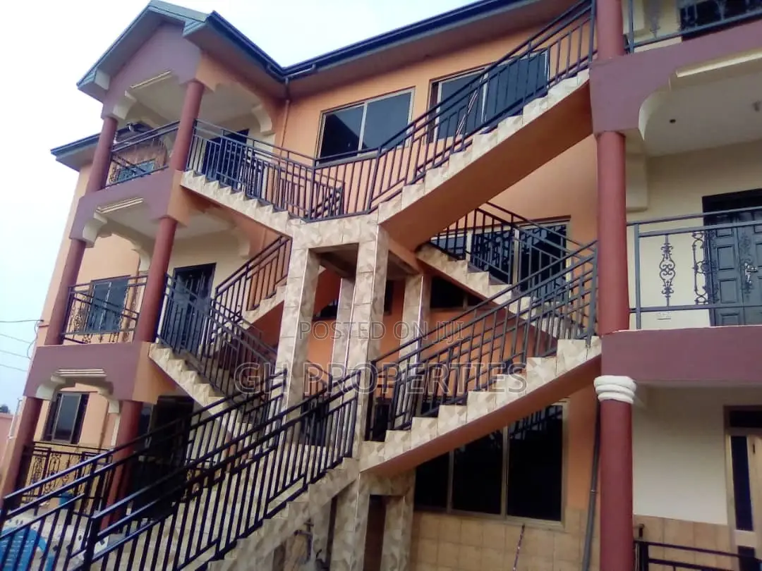 20bdrm Apartment in Sokoban,Apaaso., Kumasi Metropolitan for sale