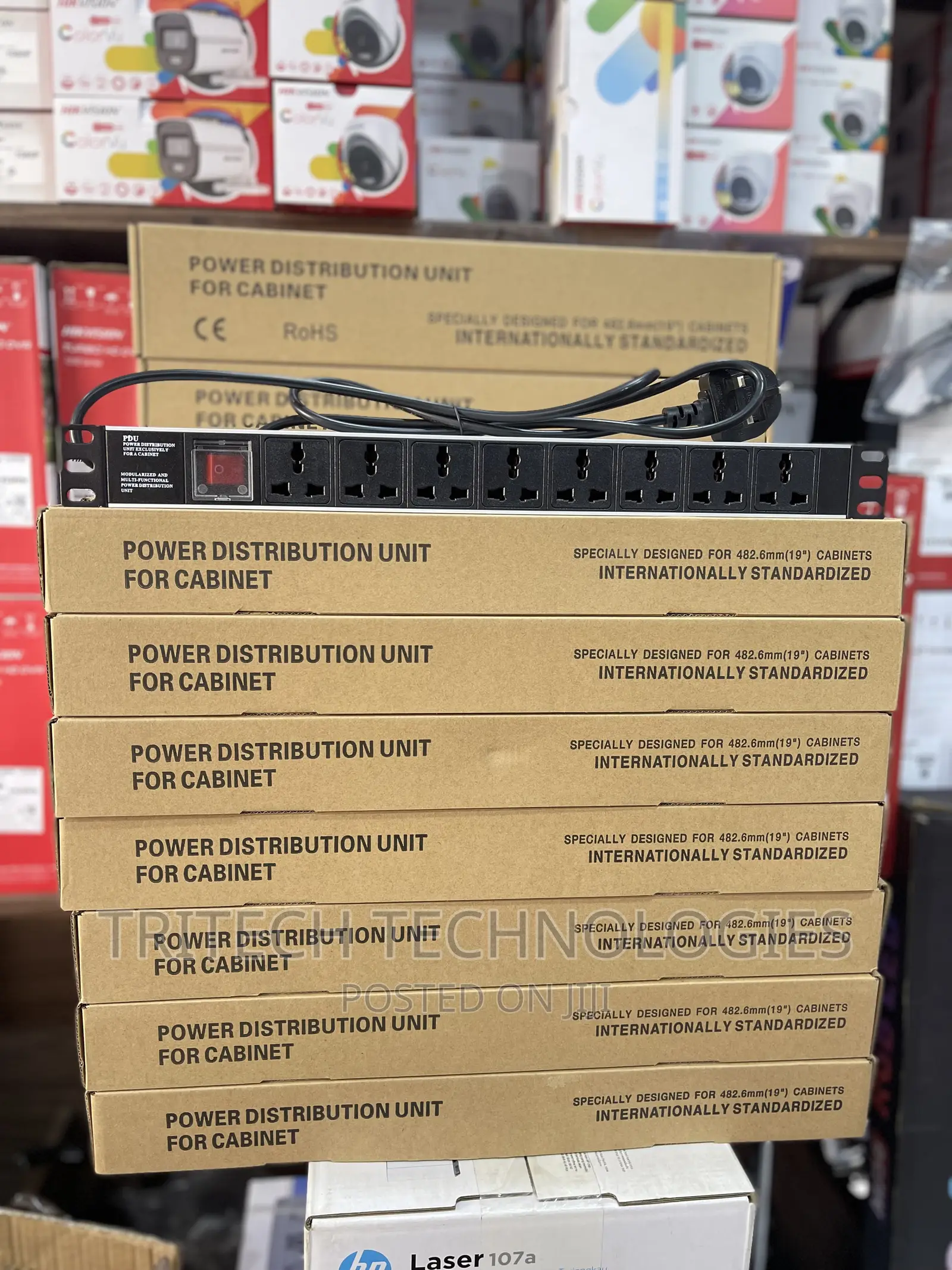 8-Way (PDU) Distribution Unit Rack Mountable
