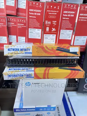 19" 1U Metal Network Cable Manager With Cover