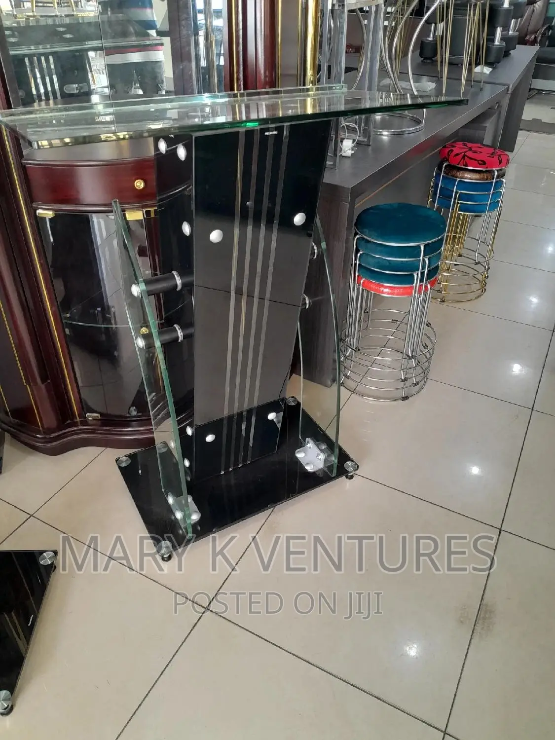 Glass Pulpits