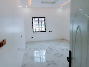 3bdrm House in Pleasantplaces, Lake Side Estate for sale