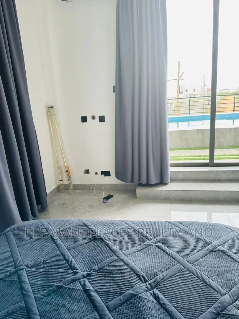 Furnished 4bdrm Mansion in Pleasantplaces, East Legon for sale