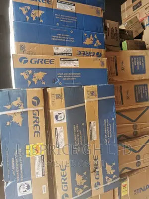 Ultra Modern//Gree 12000btu Air Conditioner