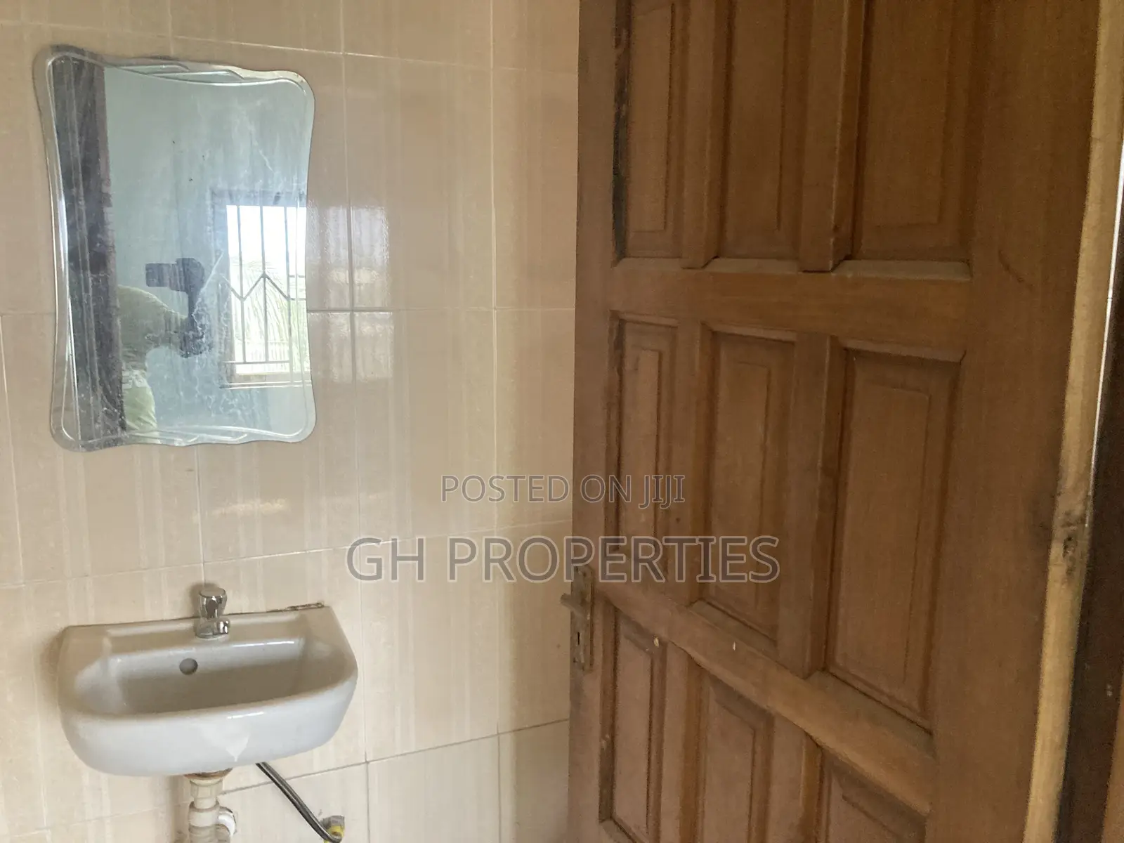 20bdrm Apartment in Sokoban,Apaaso., Kumasi Metropolitan for sale