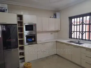 Fully Furnished 2 Bedrooms Apartment for Rent