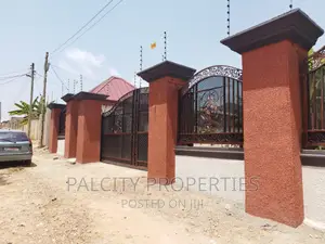 Fully Furnished 2 Bedrooms Apartment for Rent