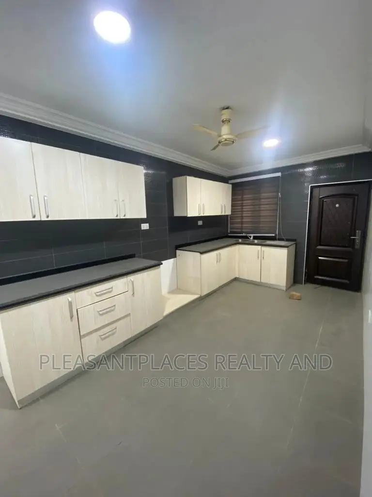 2bdrm Apartment in Pleasantplaces, Lake Side Estate for rent