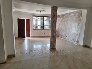3bdrm Apartment in Legacy Solid Real, New Town for rent