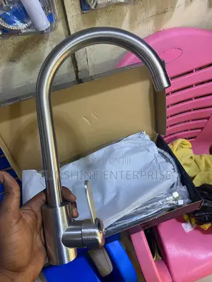 Kitchen Sink Tap Hot and Cold