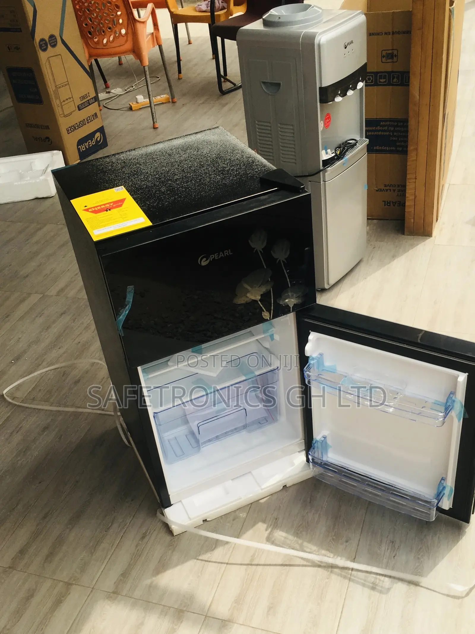 Pearl PF-10T Doubledoor Topfreezer Glass Black Fridge