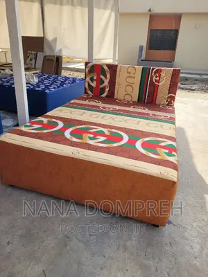 Inbuilt Double Bed