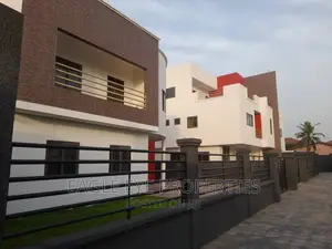 4bdrm House in Oyarifa for sale