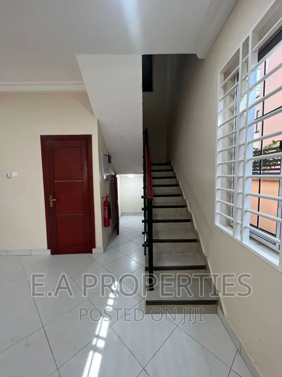 3bdrm House in E A Properties, Overhead for rent