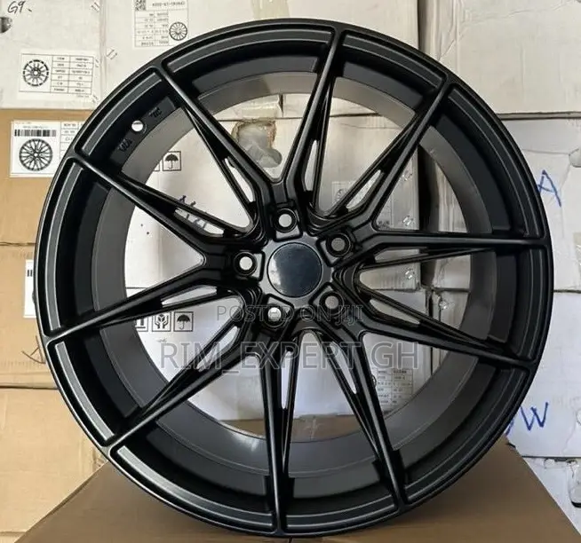 Camry Rim 18 Back Mamba