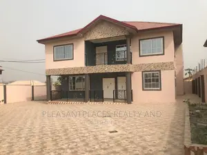 6bdrm House in Pleasantplaces, Pokuase for rent