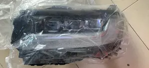 Land Cruiser V8 Headlights 2022