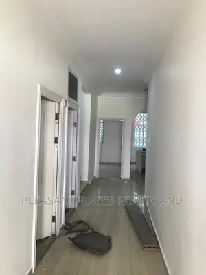 5bdrm Duplex in Pleasantplaces, Accra Metropolitan for rent