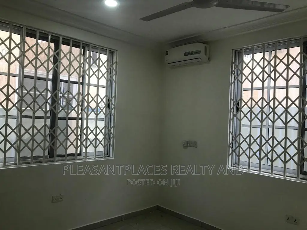 5bdrm Duplex in Pleasantplaces, Accra Metropolitan for rent