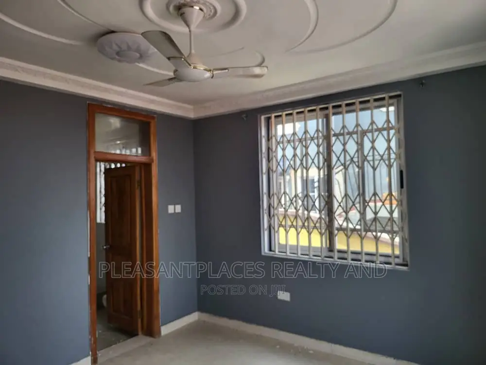 4bdrm House in Pleasantplaces, Ashomang Estate for rent