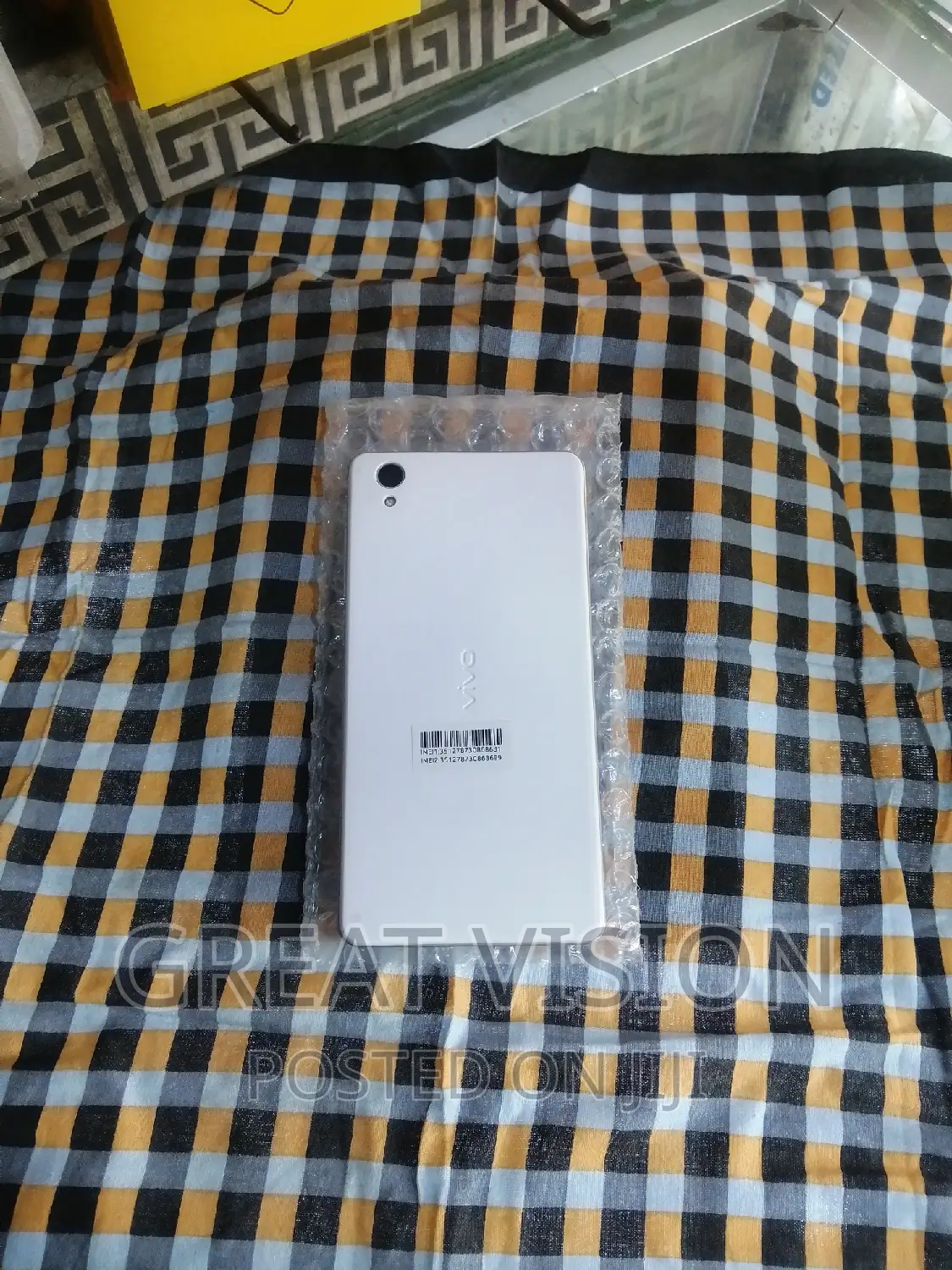 Vivo Y51a 128 GB White