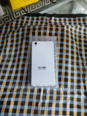 Vivo Y51a 128 GB White