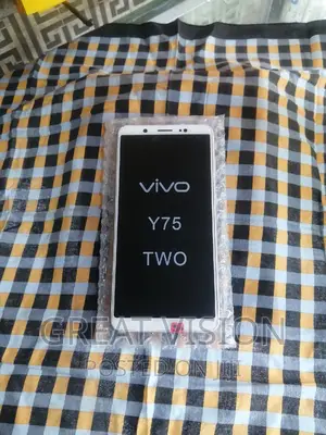 Vivo Y75s 64 GB Gold