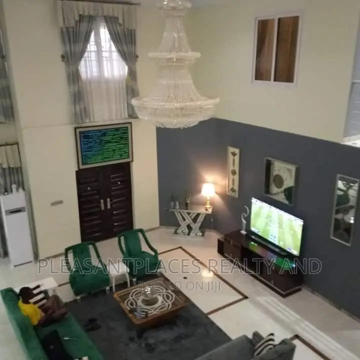 5bdrm Duplex in Pleasantplaces, Accra Metropolitan for rent
