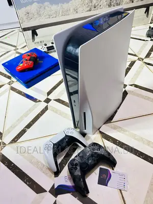 Playstation 5 Standard FC 24, MK 11 Etc