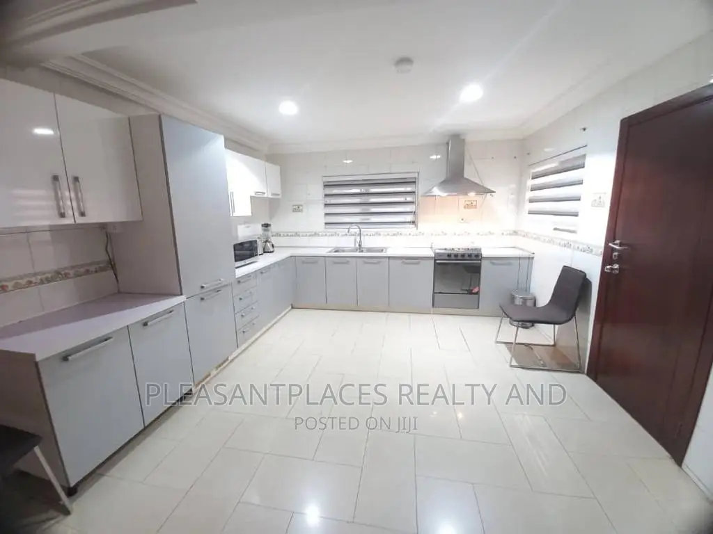 Furnished 3bdrm Townhouse / Terrace in Pleasantplaces, Police Station