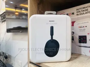 Photo - Black Sony WH-1000XM5 Bluetooth Headphone