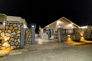 3bdrm House in Pleasantplaces, Spintex for sale