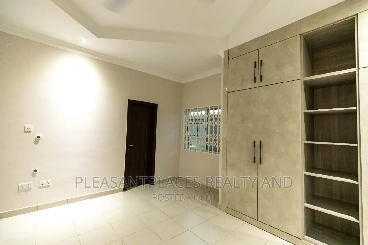 3bdrm House in Pleasantplaces, Spintex for sale
