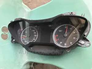 Audi Q7 Speedometer ( Petrol Type)