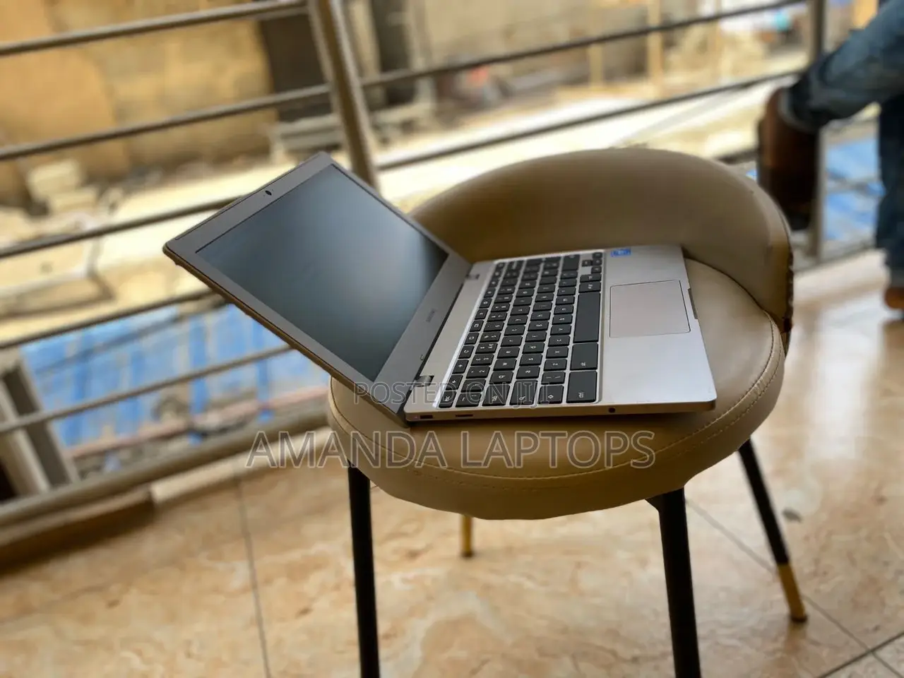 New Laptop Samsung Chromebook 3 11 4GB Intel Celeron SSD 40GB