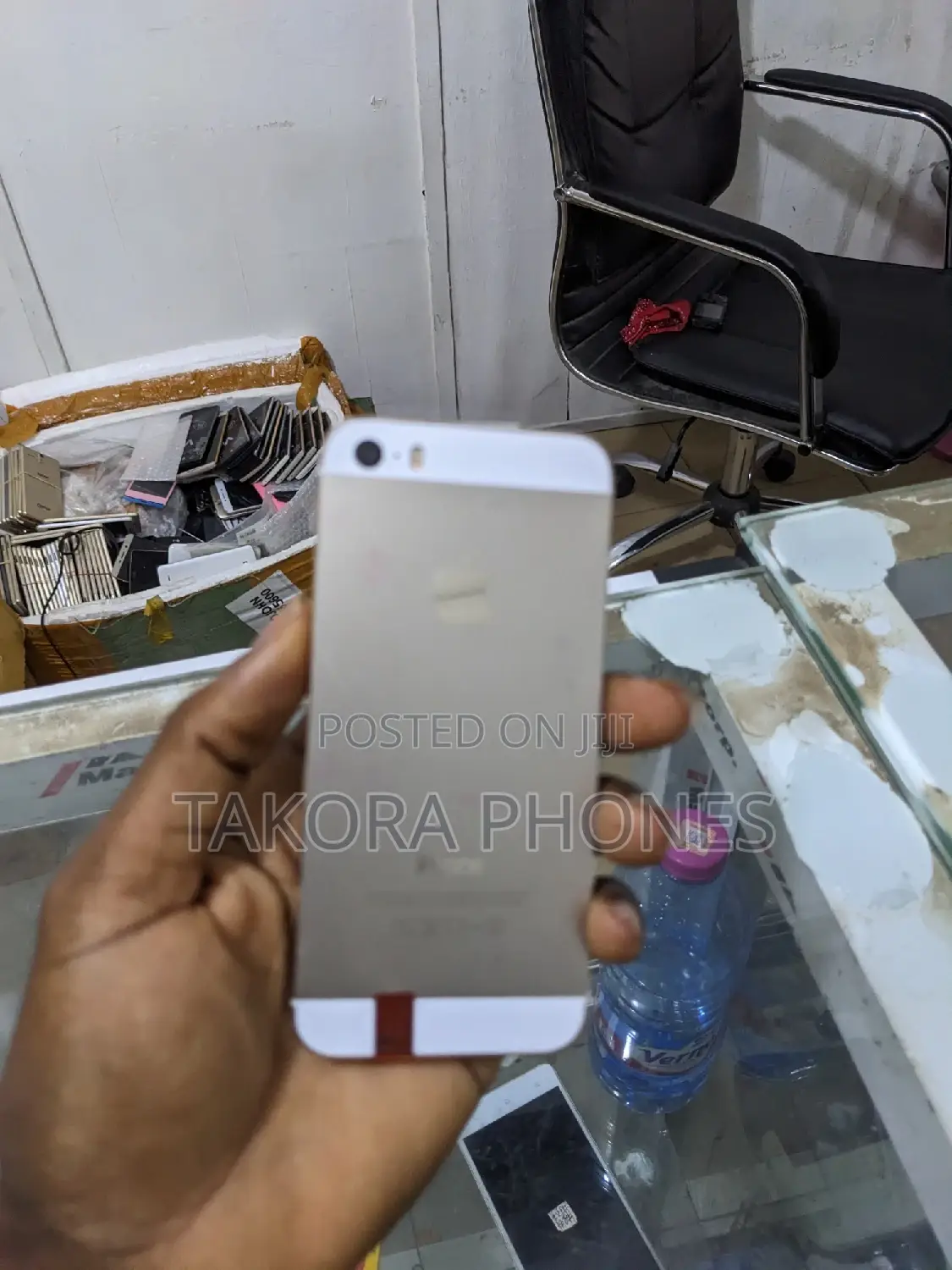 Apple iPhone 5s 16 GB Gray