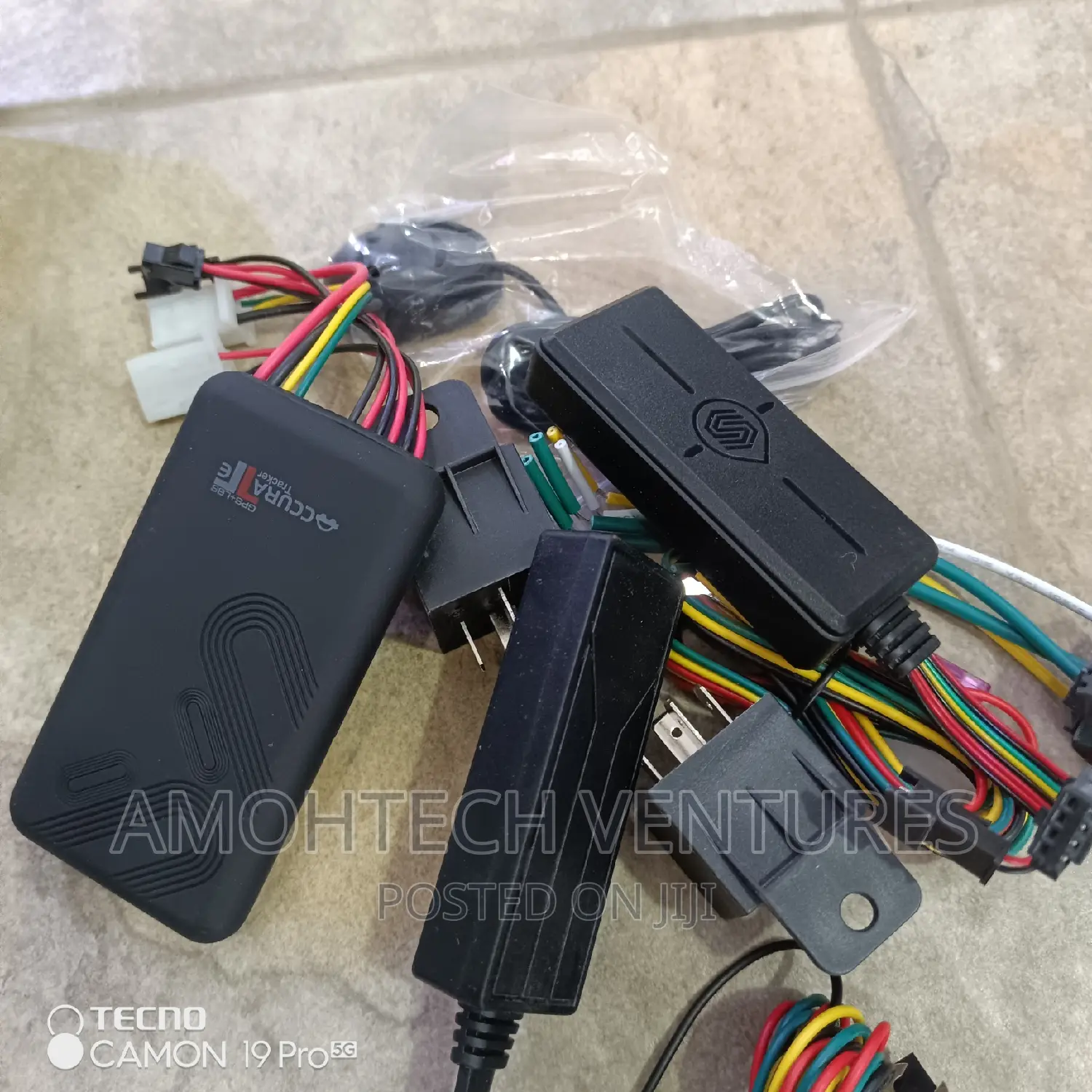 GPS Tracking Device for Cars