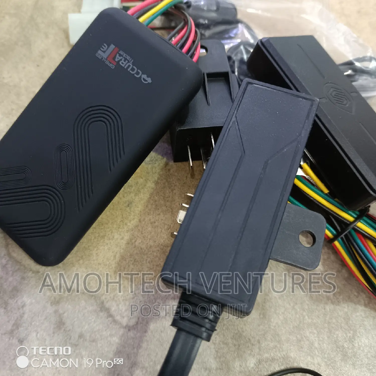 GPS Tracker With Installation