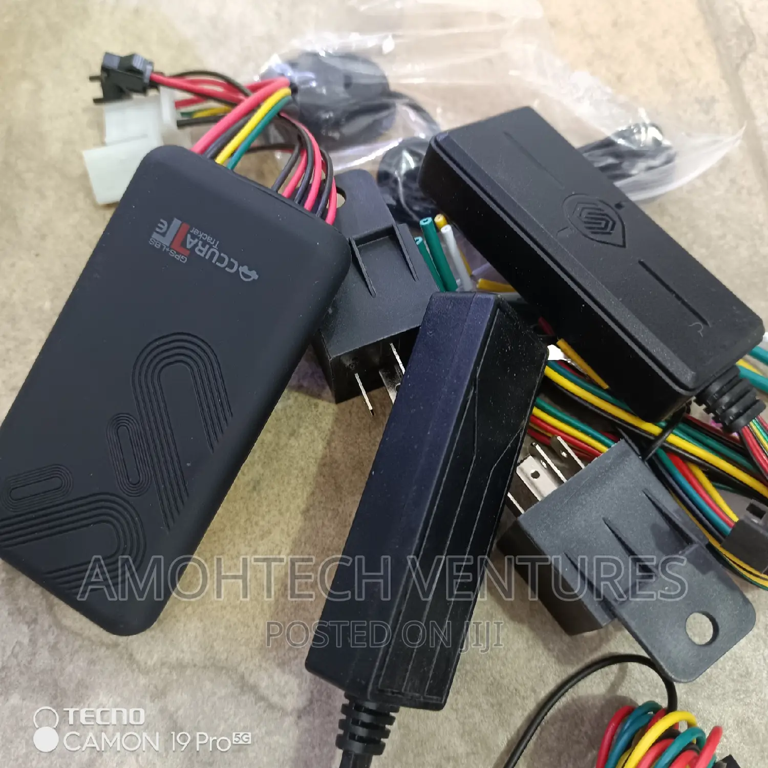 GPS Tracker With Installation