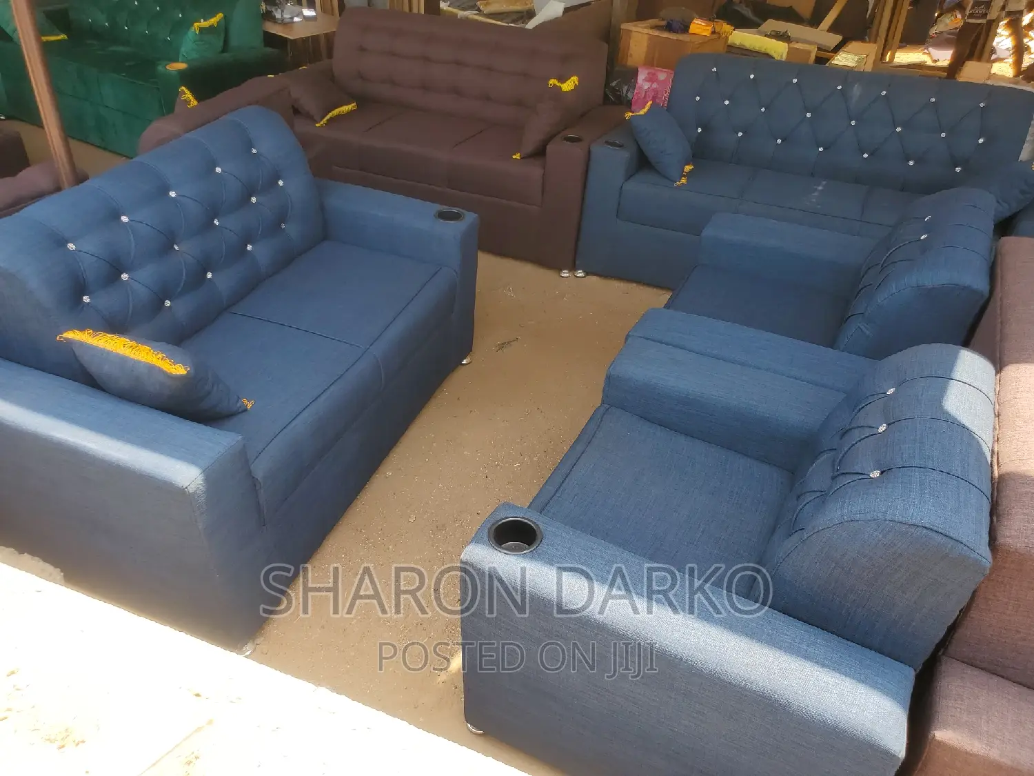 Modern Quality Stuffing Chair