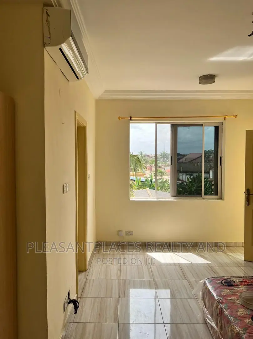 2bdrm Apartment in Pleasantplaces, North Kaneshie for rent