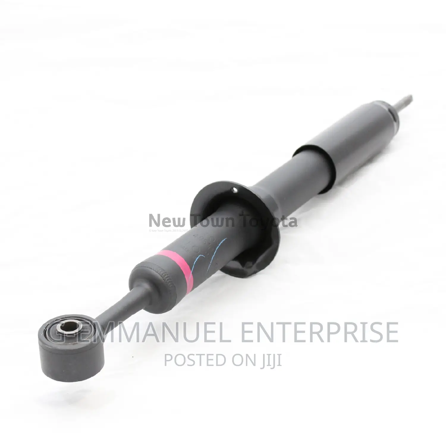 TOYOTA Hilux 2013-14 Front Shock Absorber Japan. Original