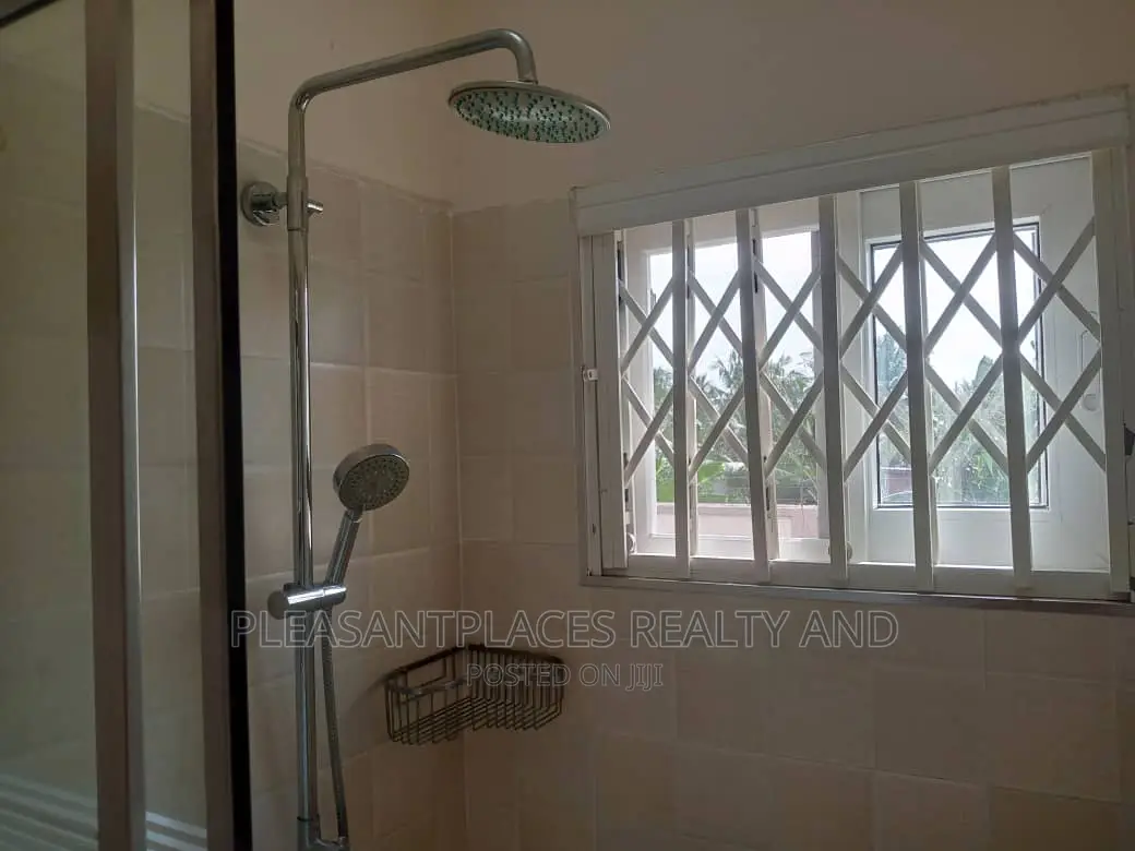 Furnished 3bdrm Apartment in Pleasantplaces, Oyarifa for rent