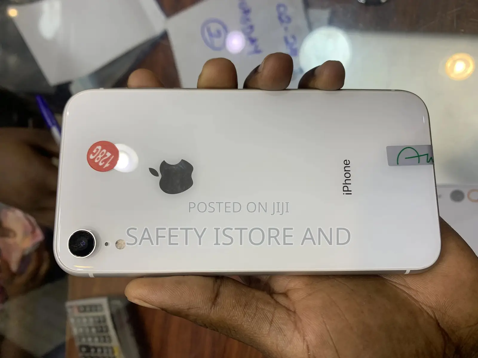New Apple iPhone XR 128 GB White