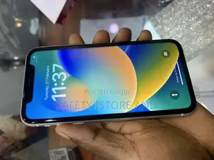 New Apple iPhone XR 128 GB White