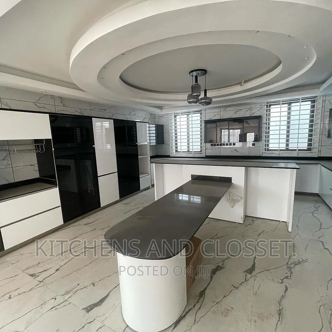 Modern Kitchen Cabinet