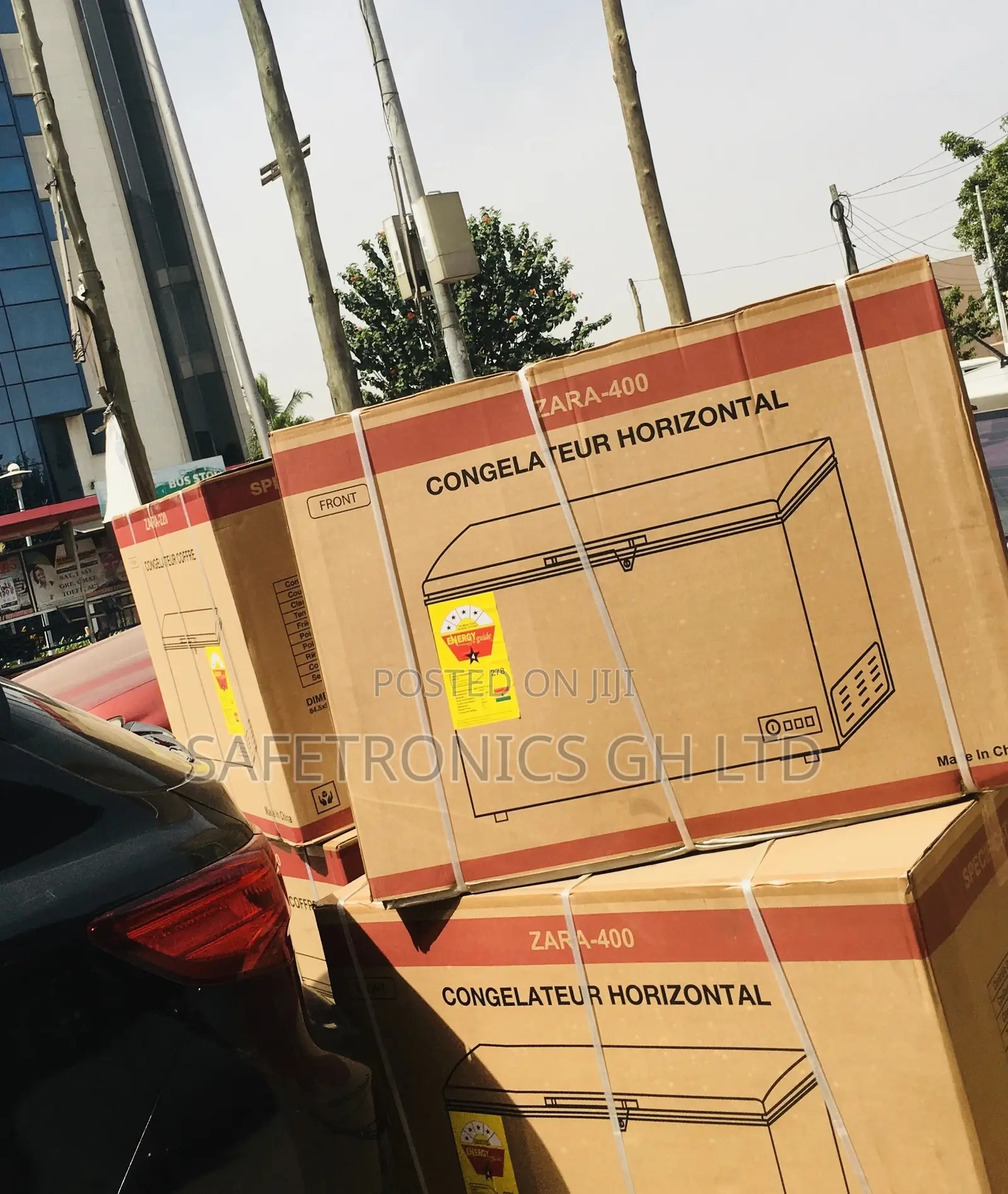 Chestfreezer Electric 345 Liters Singledoor Zara-400
