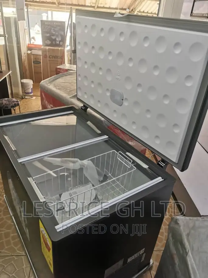 Signature 345L Chest Freezer
